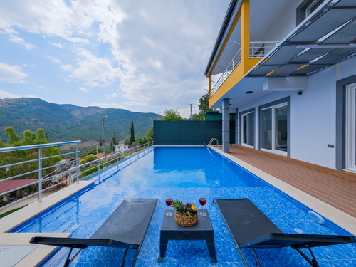  gece  -  Kasım
  | Fethiye Yakacık'ta Isıtmalı Havuzlu Doğa Villası: 6 Kişilik Aile Tatili